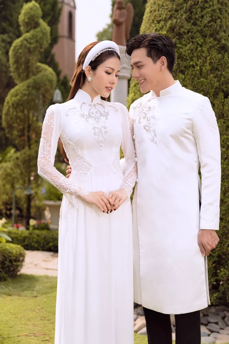 Ấn tượng nổi bật nhờ áo dài đôi họa tiết giống nhau