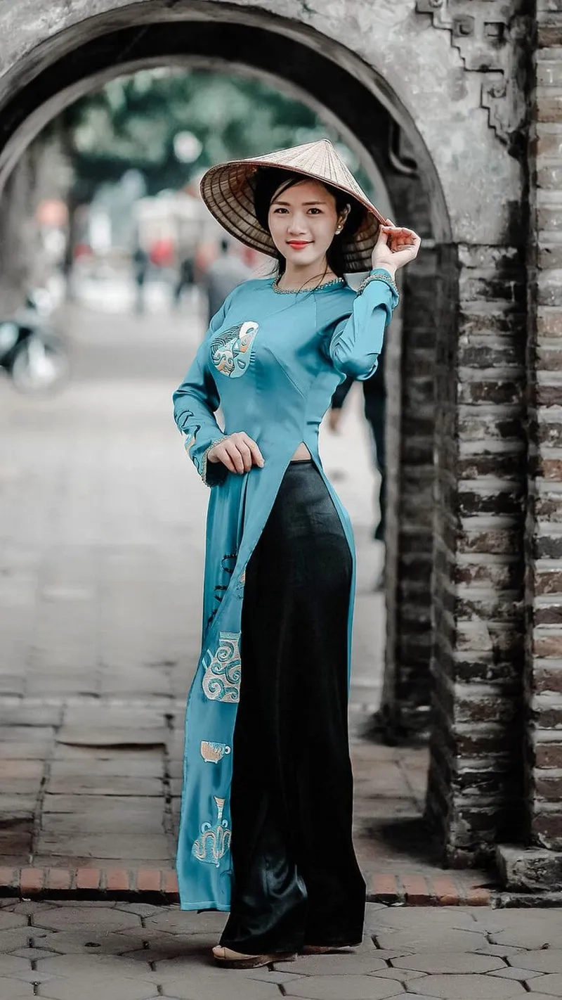 Hình ảnh áo dài truyền thống nữ dịu dàng tinh tế