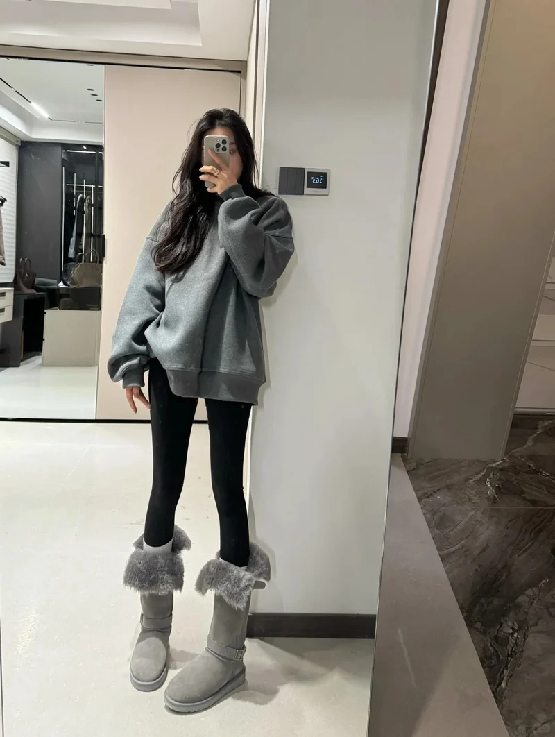 Luôn xinh đẹp mỗi ngày nhờ áo hoodie form rộng nữ đẹp