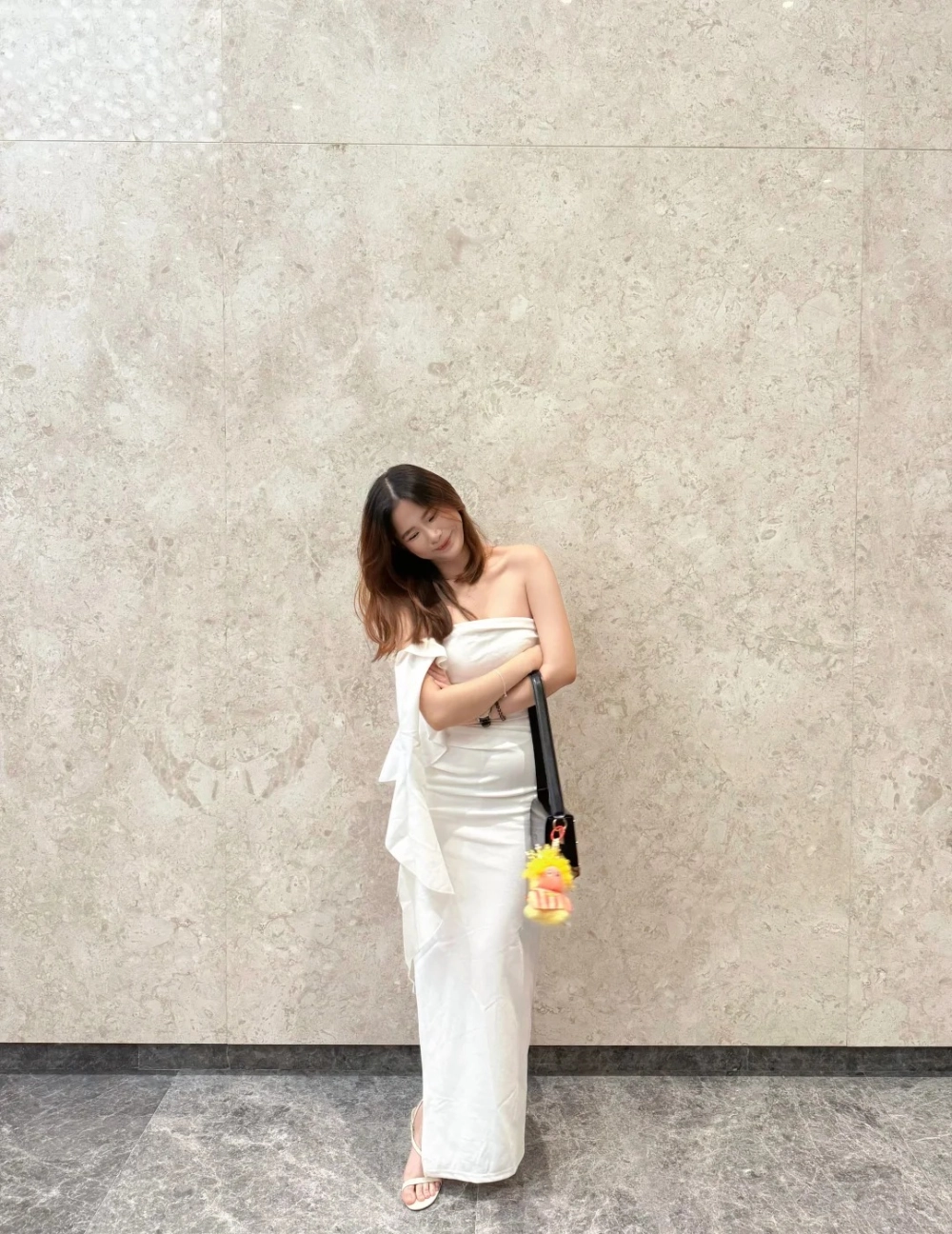 Mẫu váy đi tiệc cưới tôn dáng đầy tinh tế