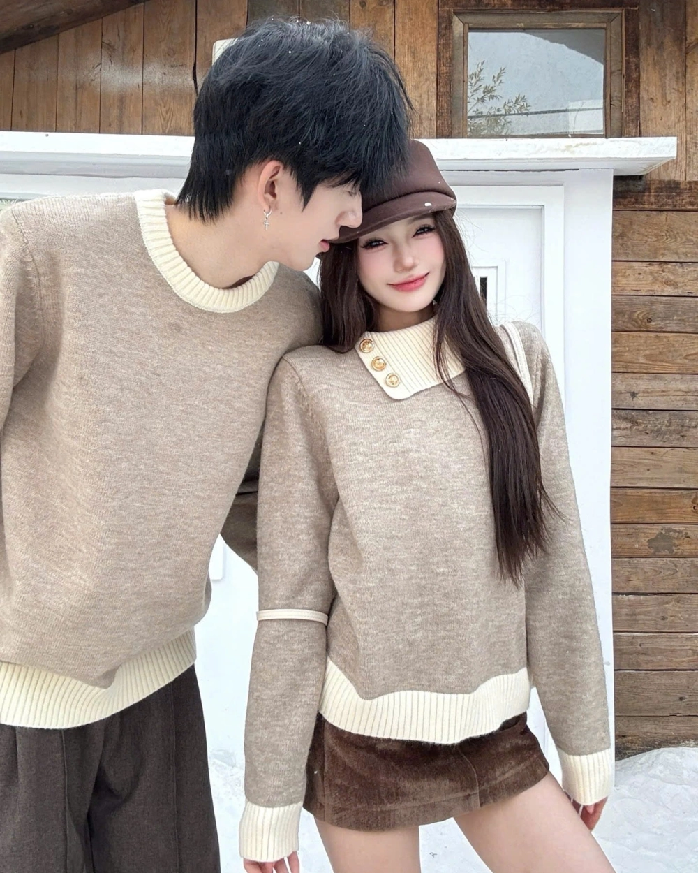 Đồ đôi tết màu sắc rực rỡ cho bộ ảnh đầu năm đầy năng lượng