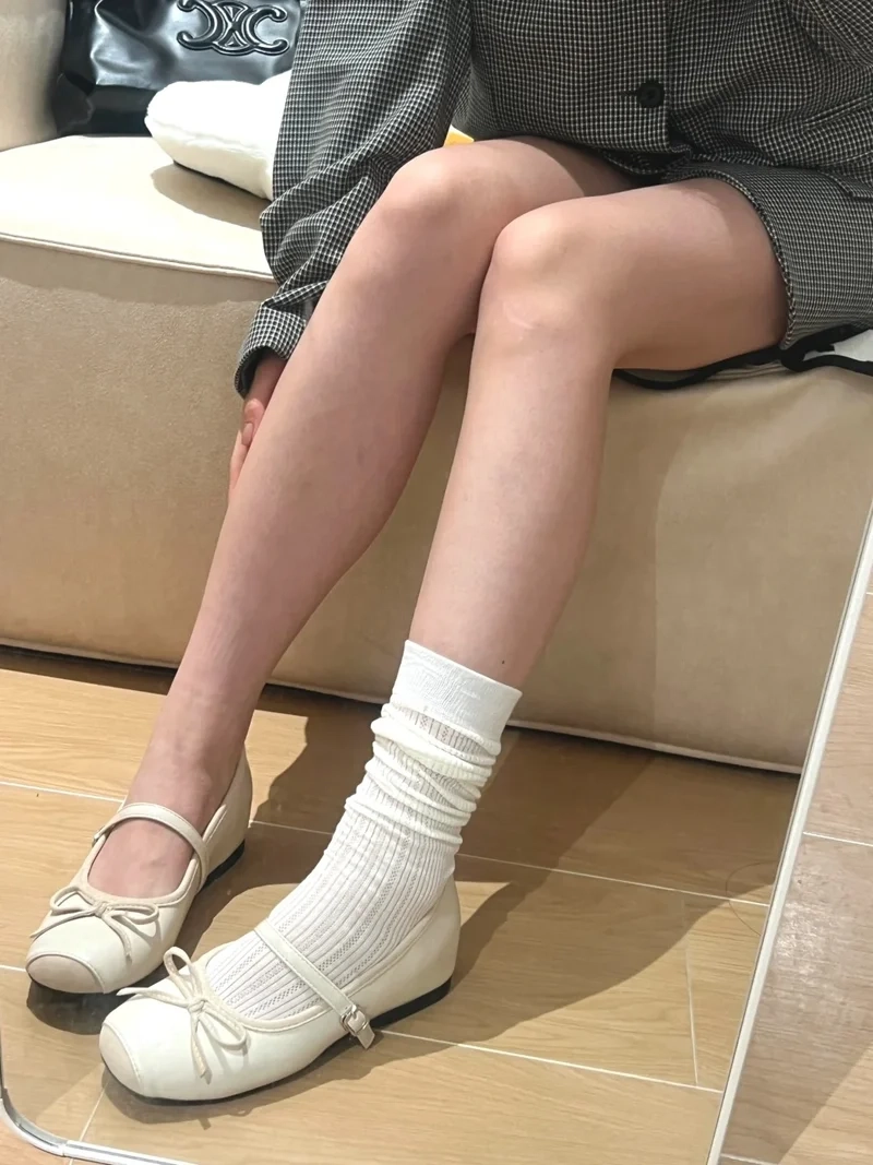 Luôn nữ tính với giày búp bê nữ