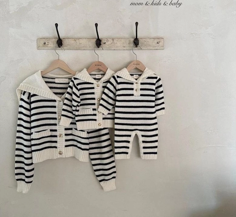 Phối đồ với set đồ gia đình 3 người bố mẹ và con trai sành điệu