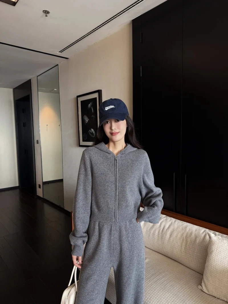 Luôn nổi bật với set len tăm thời trang nữ