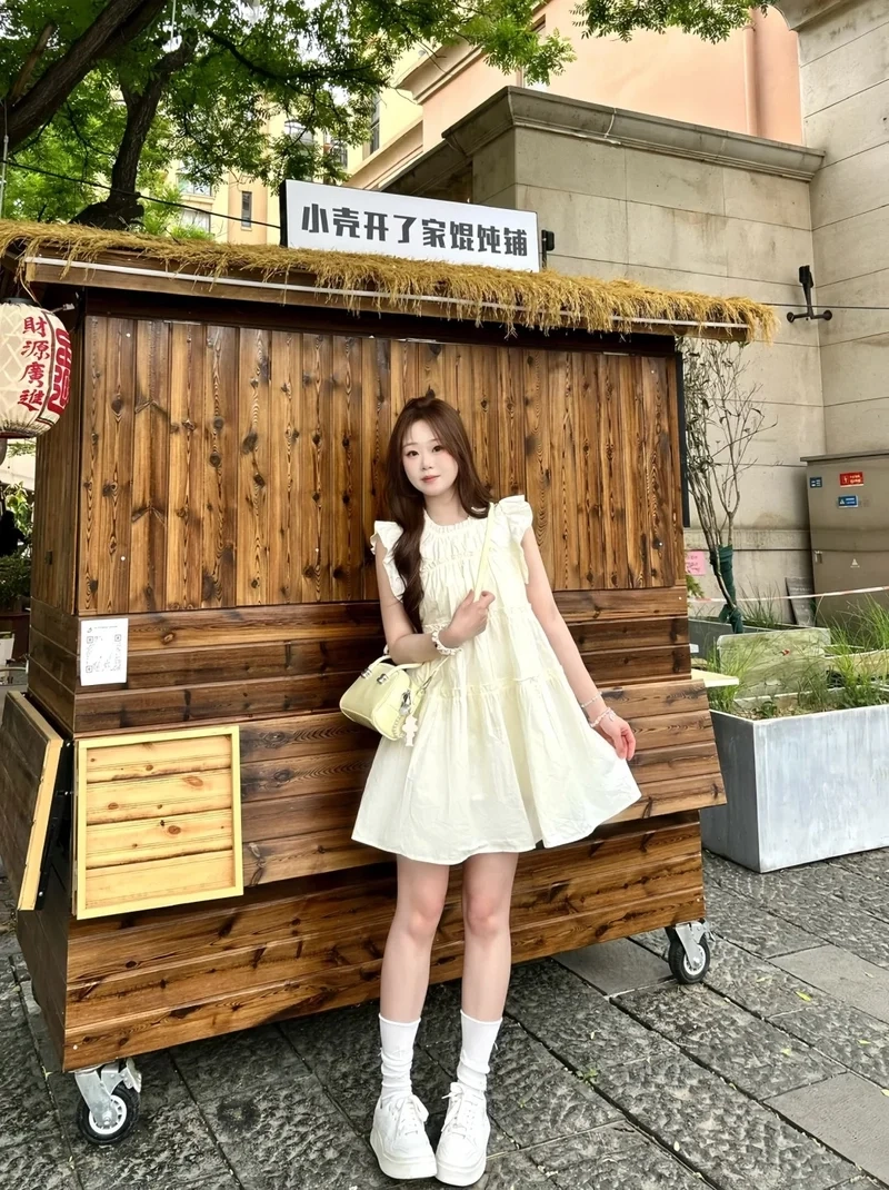 Thêm nữ tính với váy baby doll nữ