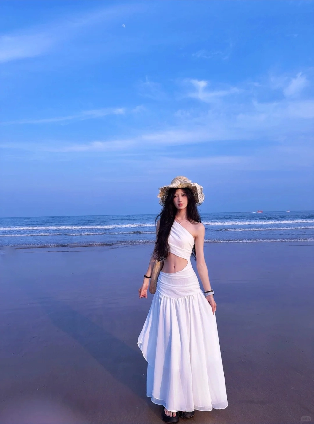 Xu hướng váy maxi được yêu thích hiện nay