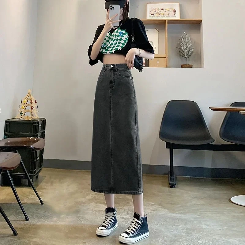 Trang phục dự tiệc nhẹ nhàng với Váy chữ A dáng dài dự tiệc